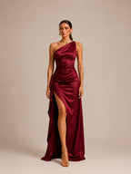 Women’s Burgundy Elegant Satin One Shoulder Sleeveless High Slit Maxi Dress