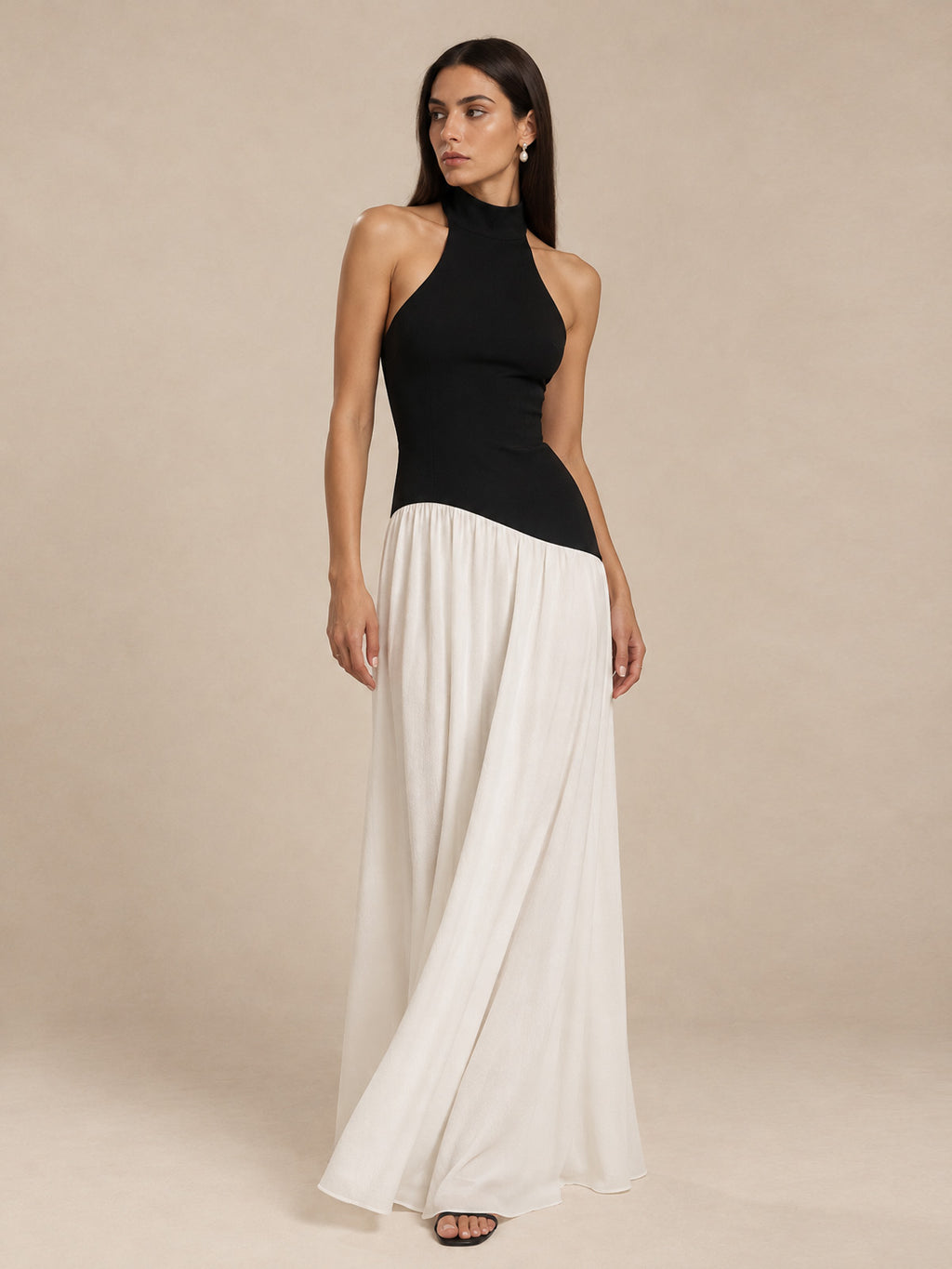 Women’s Black and White Elegant Halter Neck Sleeveless Colorblock A-Line Maxi Dress with Asymmetric Waist Detail