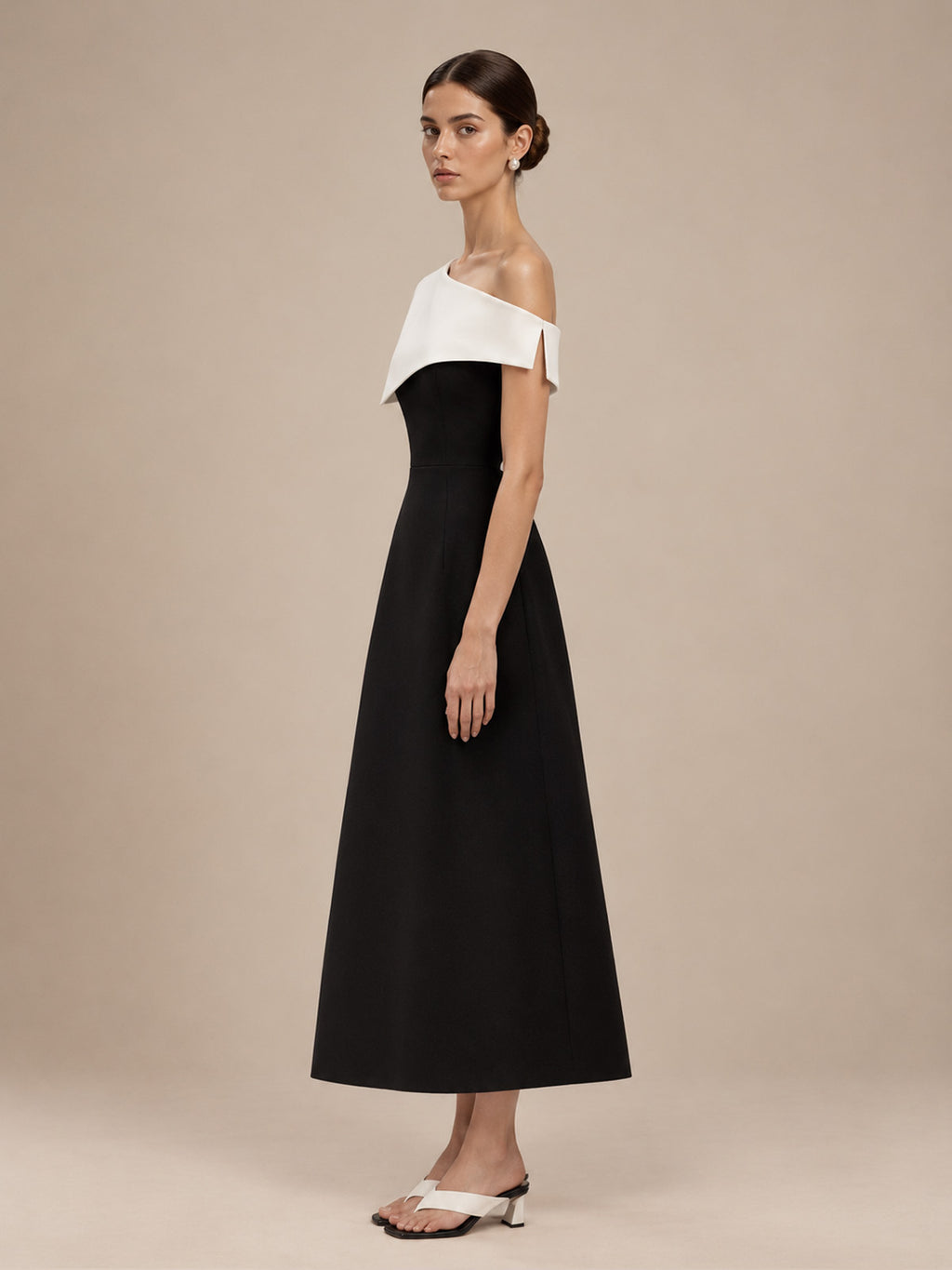 Women’s Black and White Elegant Asymmetric Off-Shoulder Sleeveless A-Line Midi Dress with Colorblock Detail