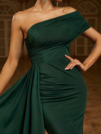 Women’s Dark Green Elegant One-Shoulder Sleeveless Tailored Maxi Dress