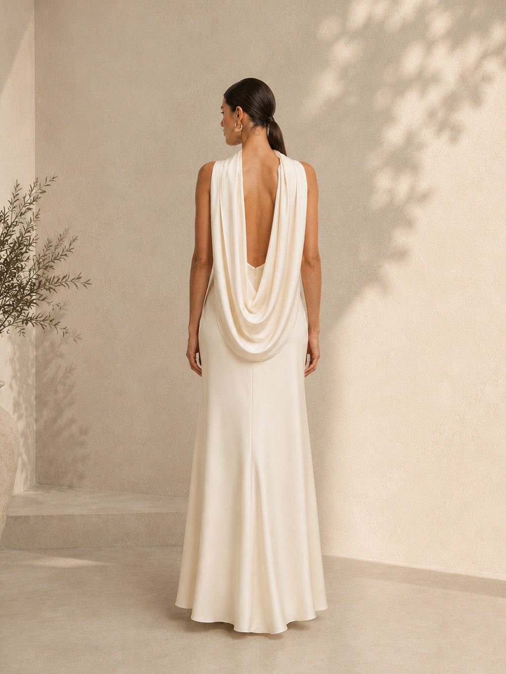 Women’s Glamorous Satin One-Shoulder Sleeveless Slim Mermaid Maxi Dress with Draped Train Detail