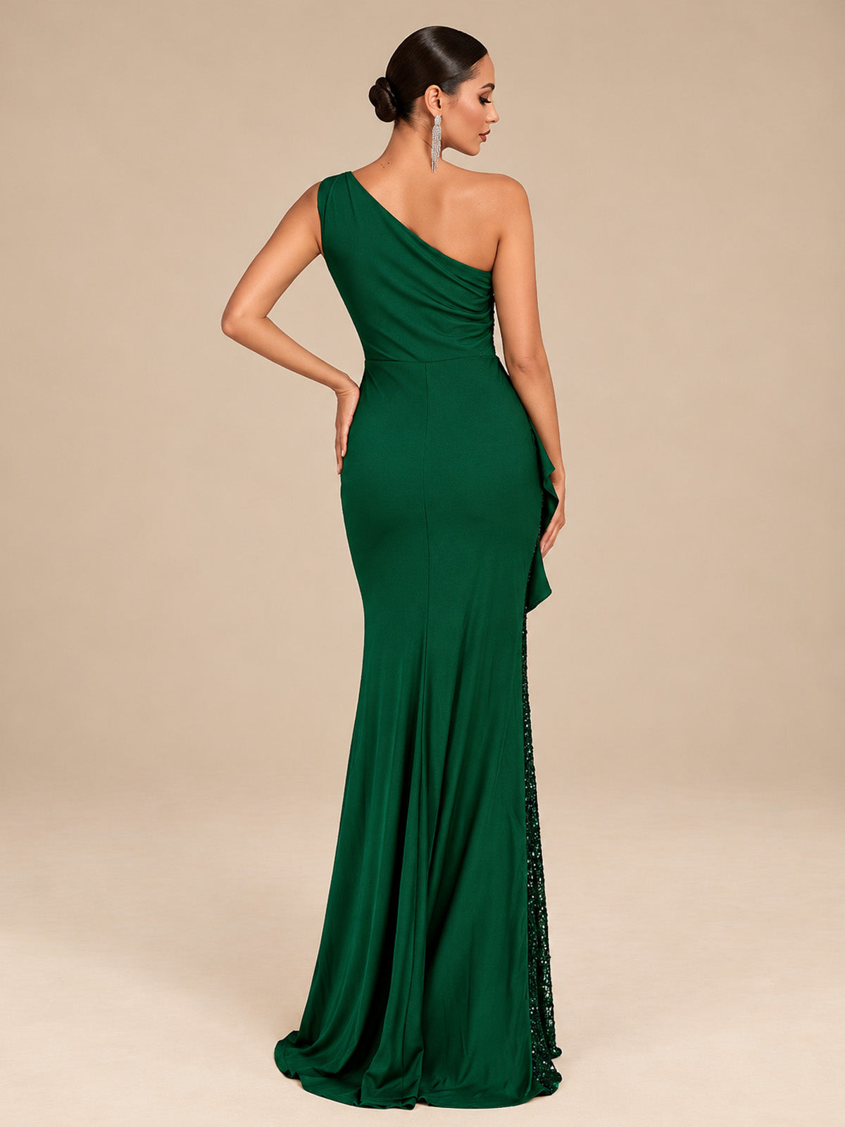 Women’s Emerald Green Elegant Sequin One Shoulder Sleeveless Mermaid Maxi Dress with Asymmetric Ruffle and Colorblock Detail