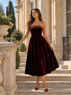 Women’s Burgundy Elegant Velvet Strapless A-Line Midi Dress
