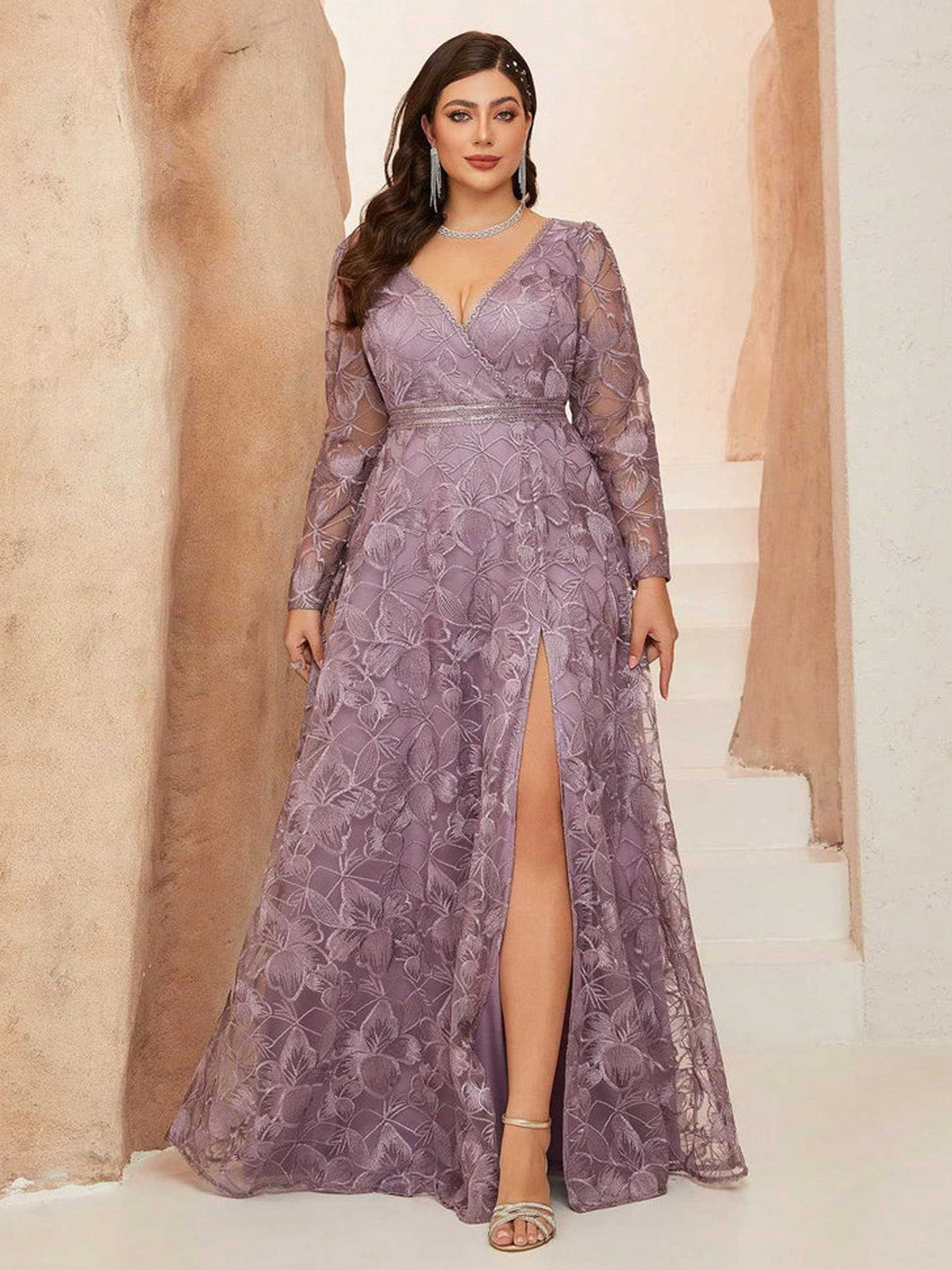 Women’s Dusty Mauve Elegant Floral Lace V-Neck Long Sleeve A-Line Maxi Dress with High Slit