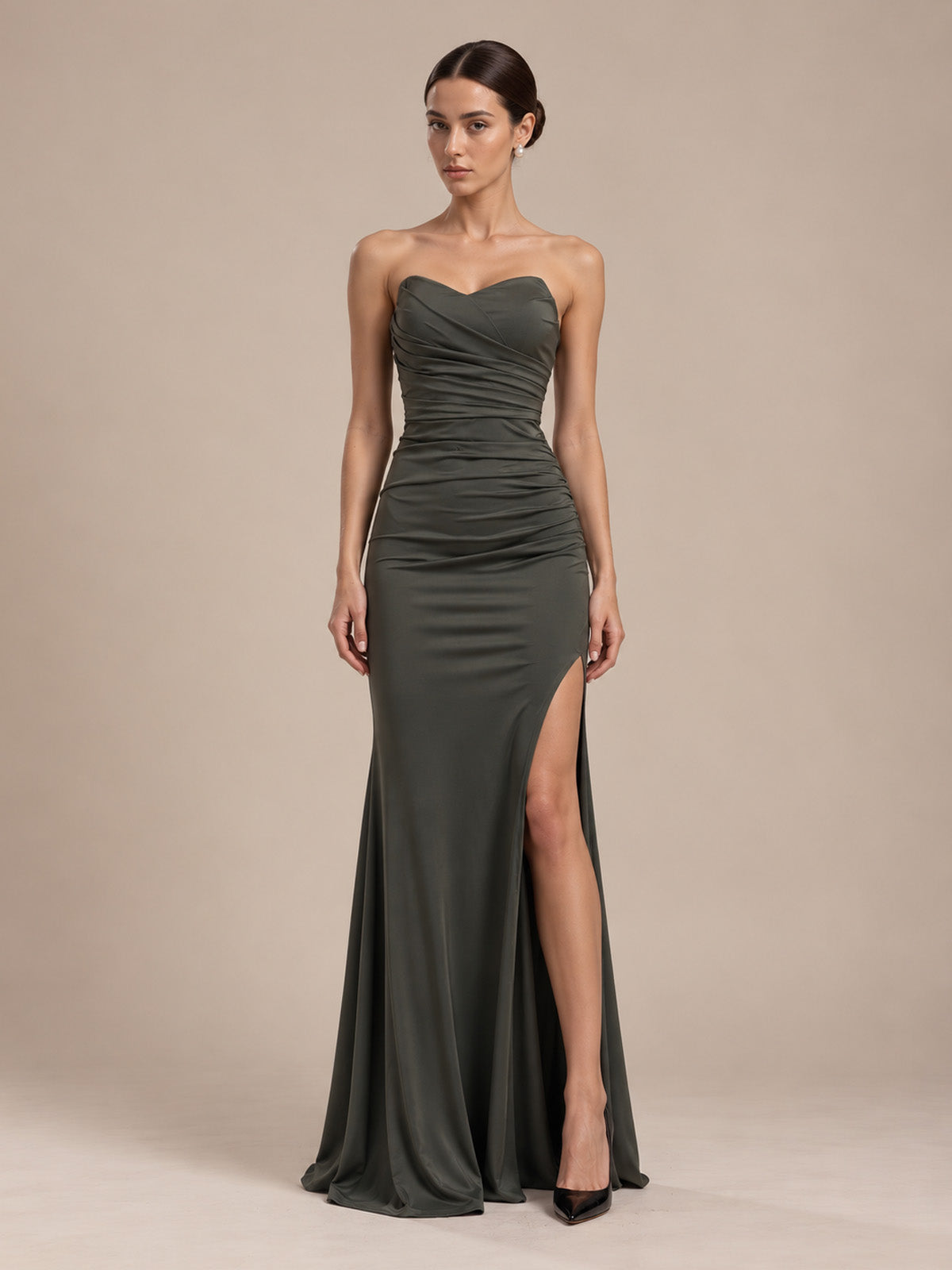 Women’s Dark Olive Green Elegant Strapless Sweetheart Neck Sleeveless Mermaid Maxi Dress with Ruched Detail and High Slit