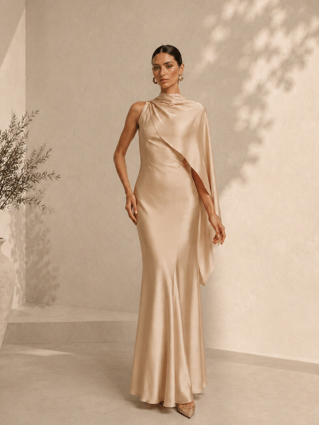 Women’s Glamorous Satin One-Shoulder Sleeveless Slim Mermaid Maxi Dress with Draped Train Detail