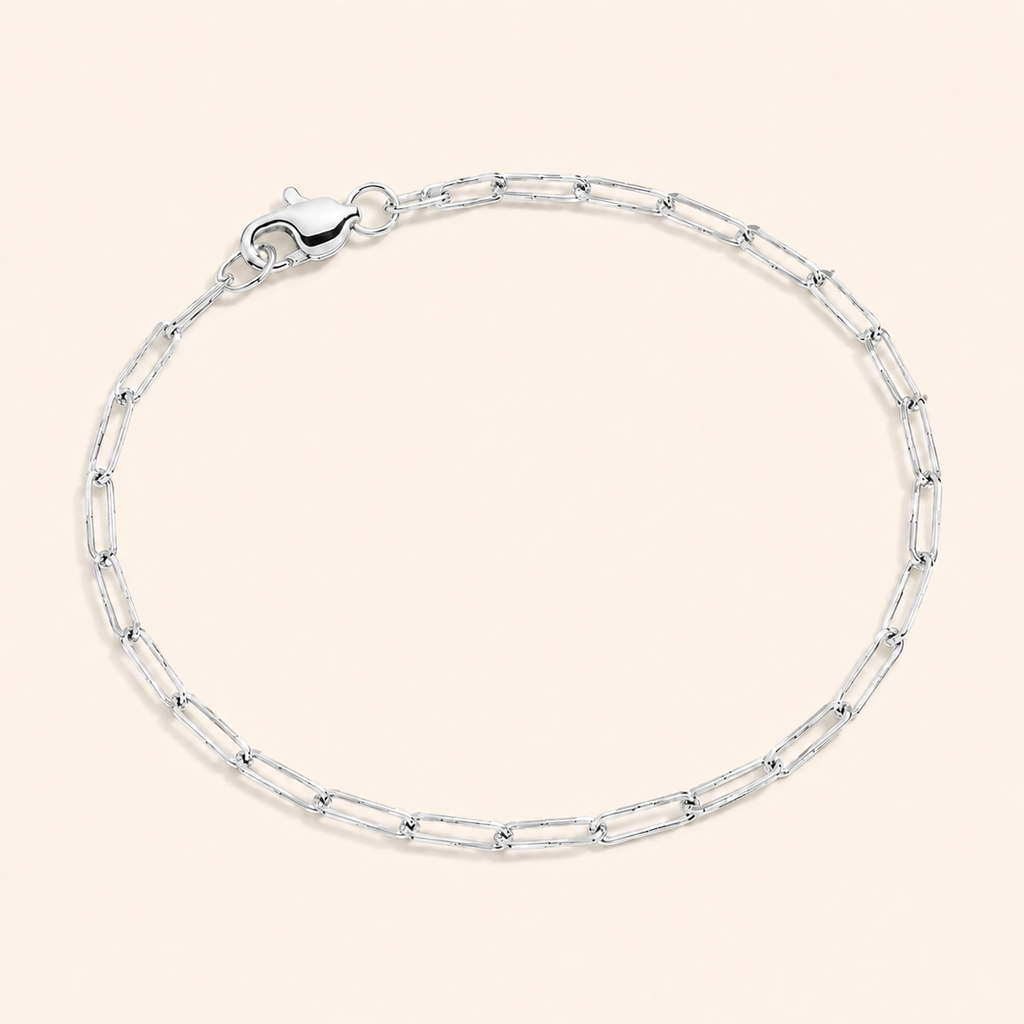 Women’s Minimalist Fine Paperclip Link Bracelet
