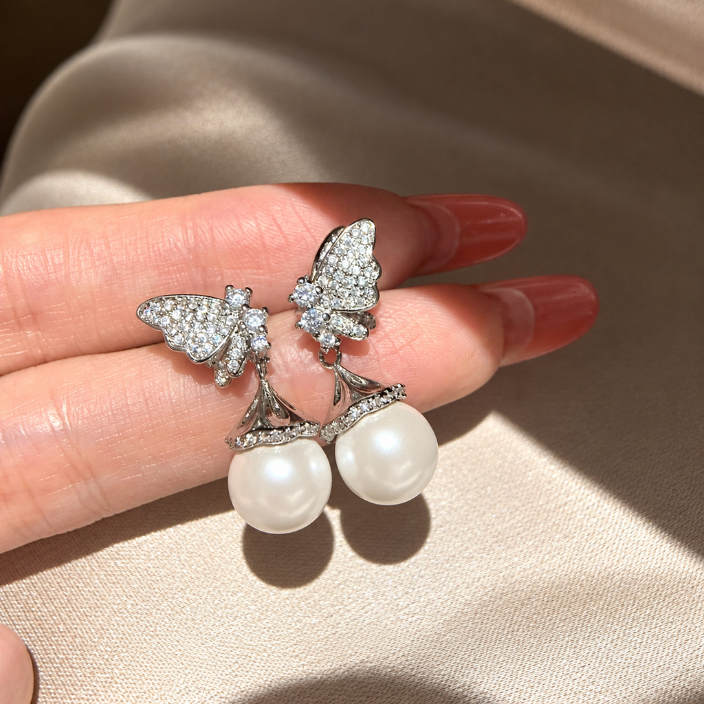 Women’s Elegant Butterfly Pearl Cubic Zirconia Necklace, Earrings and Ring Set