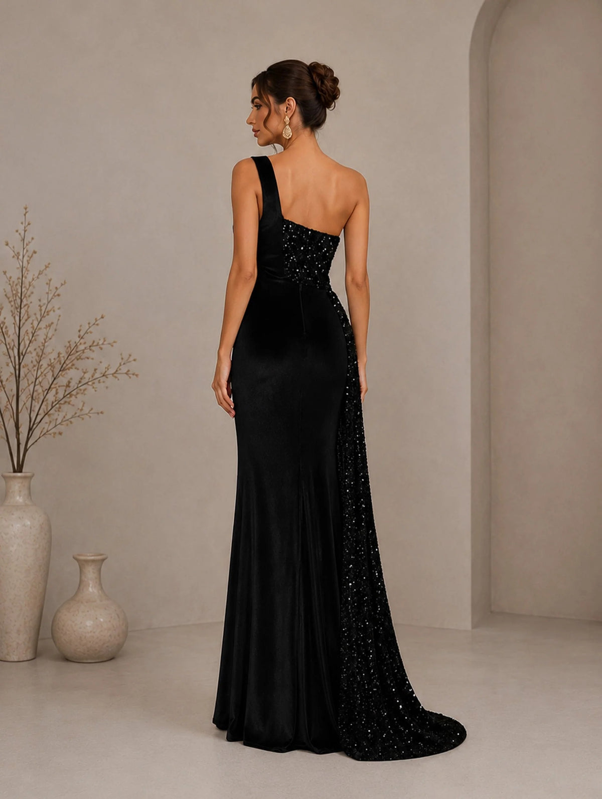 Women’s Black Glamorous Velvet Sequin One-Shoulder Sleeveless Regular Maxi Prom Dress with High Slit
