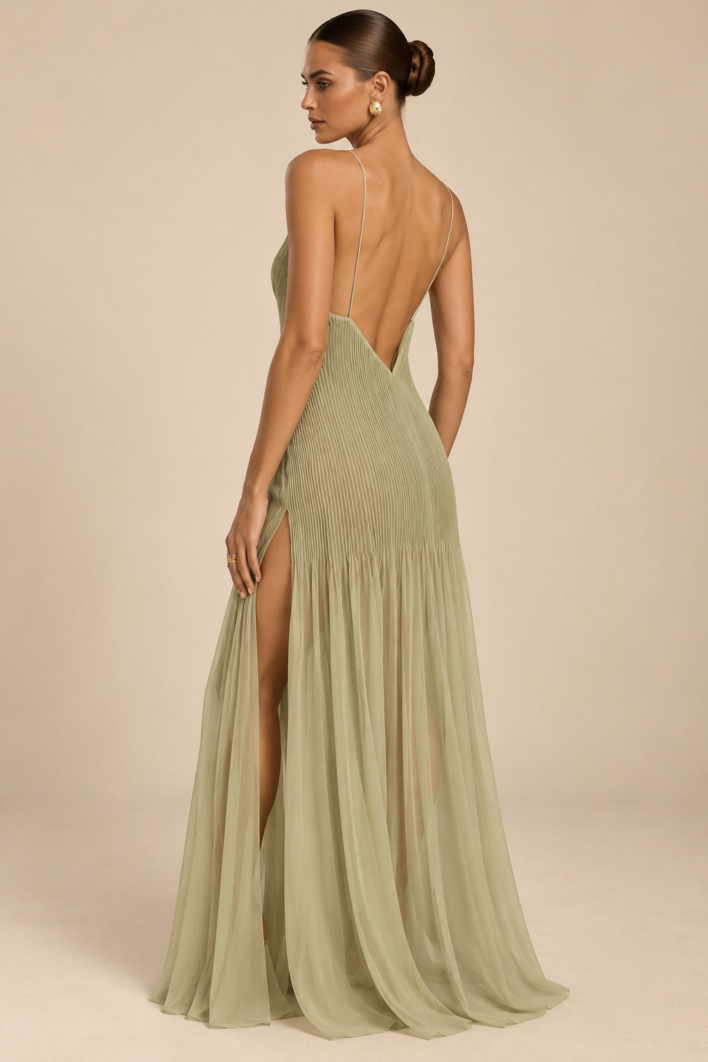 Women's Elegant Sage Green Deep V-Neck Spaghetti Strap Pleated A-Line Maxi Evening Dress