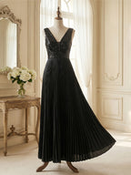 Women’s Black Elegant Sequin V-Neck Sleeveless Pleated A-Line Maxi Dress with Ruched Waist Detail