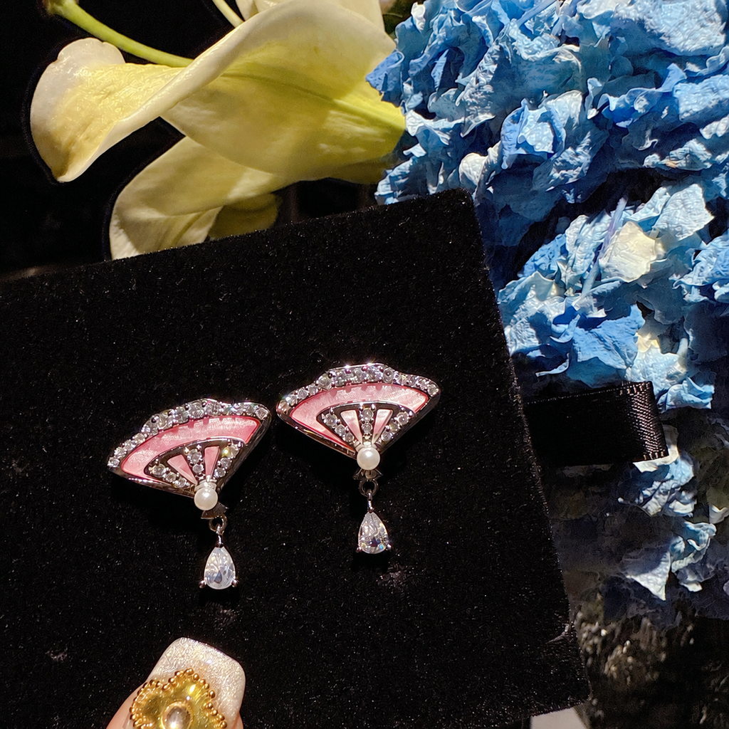 Women’s Pink Mother-of-Pearl Fan Cubic Zirconia Tassel Necklace, Stud Earrings and Adjustable Ring Jewelry Set